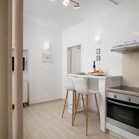 Elegant Apartment Next To Arena Póla Kültér fotó
